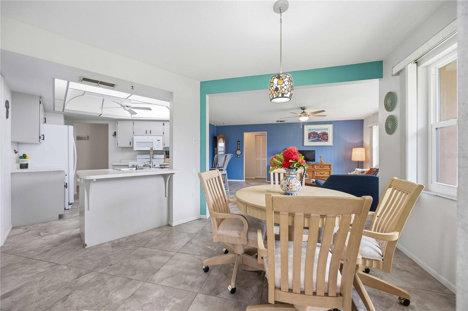 Kitchen/Dinette - 119 VAN DYCK DR, NOKOMIS