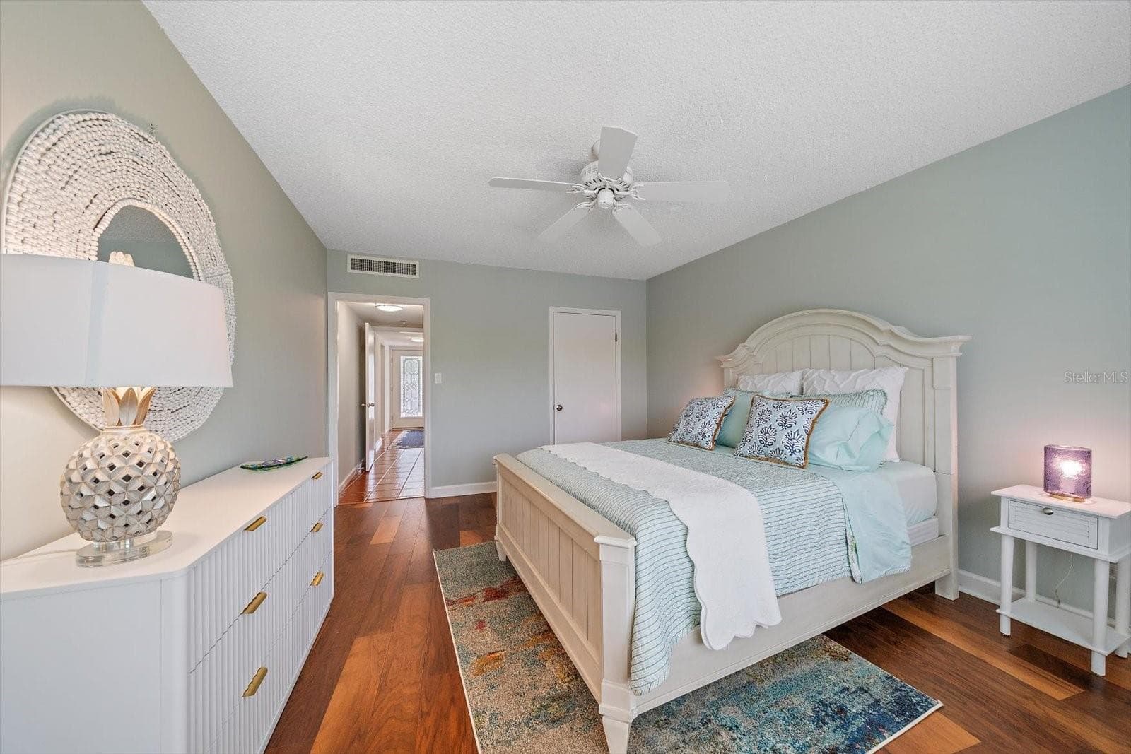 Guest 2 bedroom - 100 SANDS POINT RD #303, LONGBOAT KEY