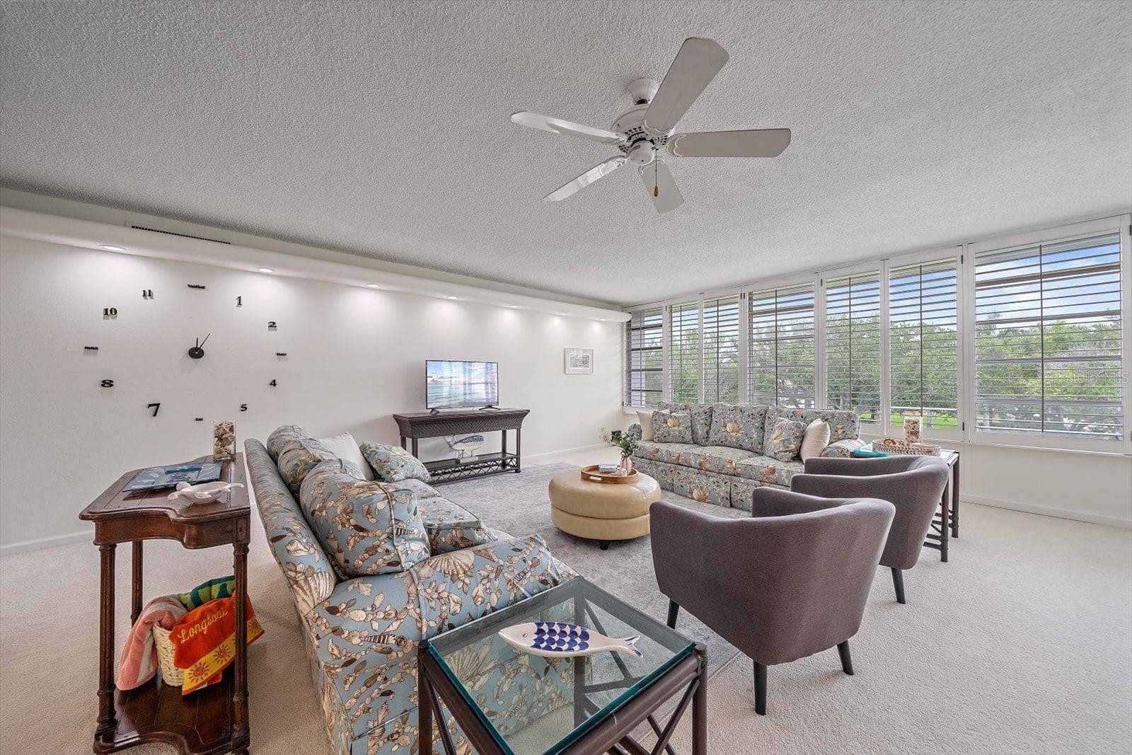 Great room - 100 SANDS POINT RD #303, LONGBOAT KEY
