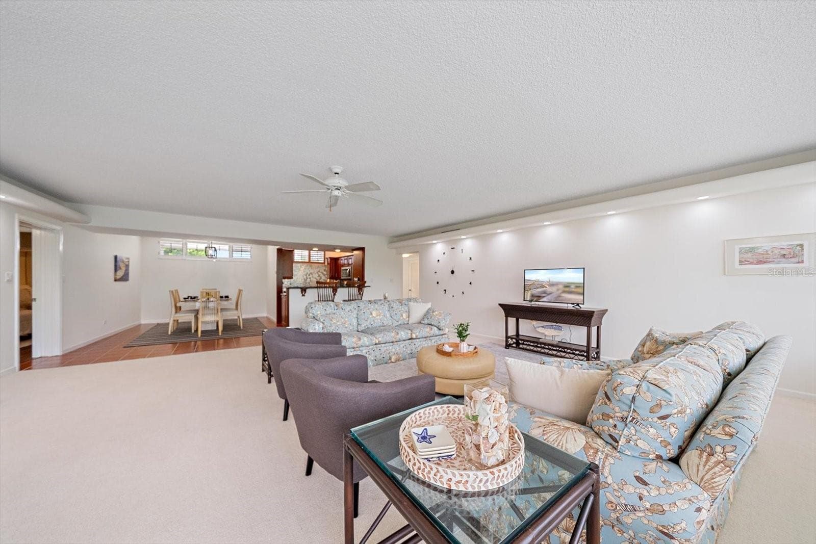 Great room to dining - 100 SANDS POINT RD #303, LONGBOAT KEY