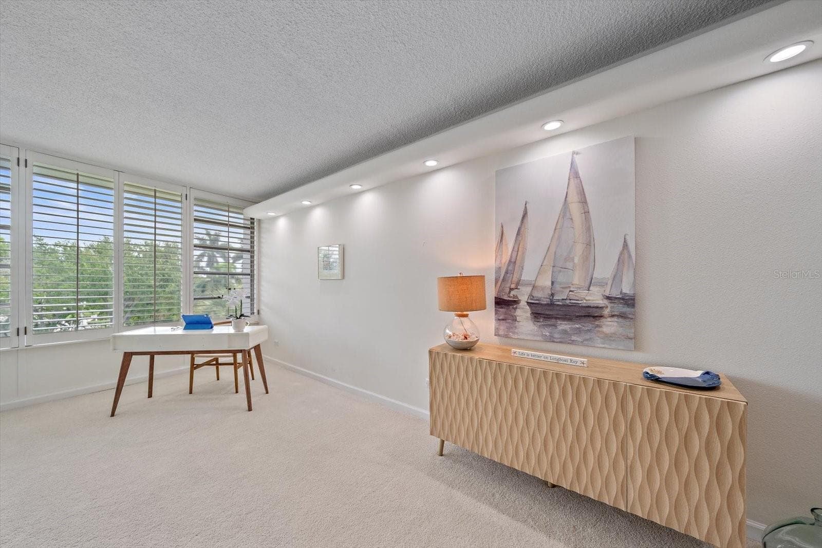 Great room - 100 SANDS POINT RD #303, LONGBOAT KEY