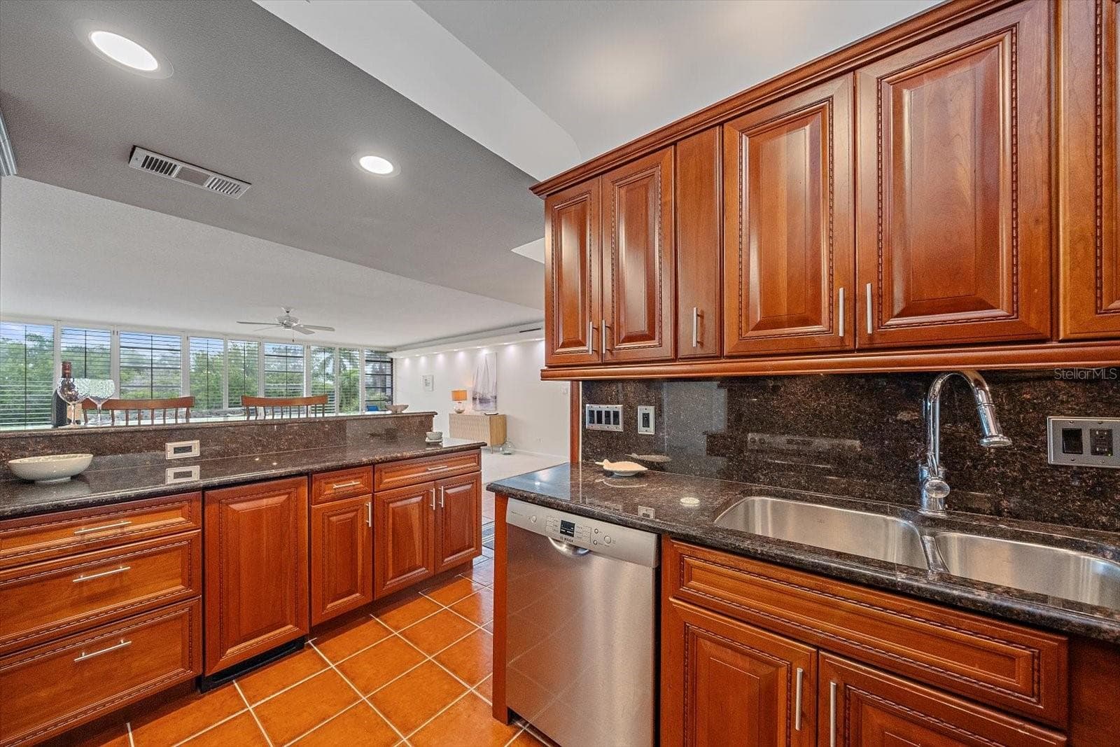 Kitchen to Great room - 100 SANDS POINT RD #303, LONGBOAT KEY