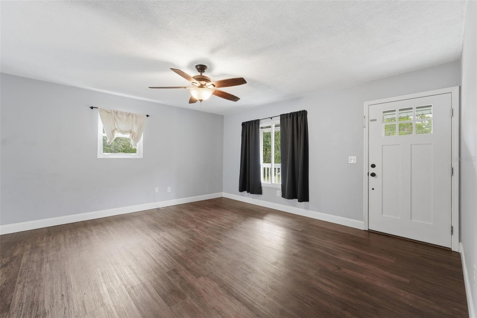 Single Family Residence at 41707 ASPEN ST, EUSTIS, photo 9 of 39