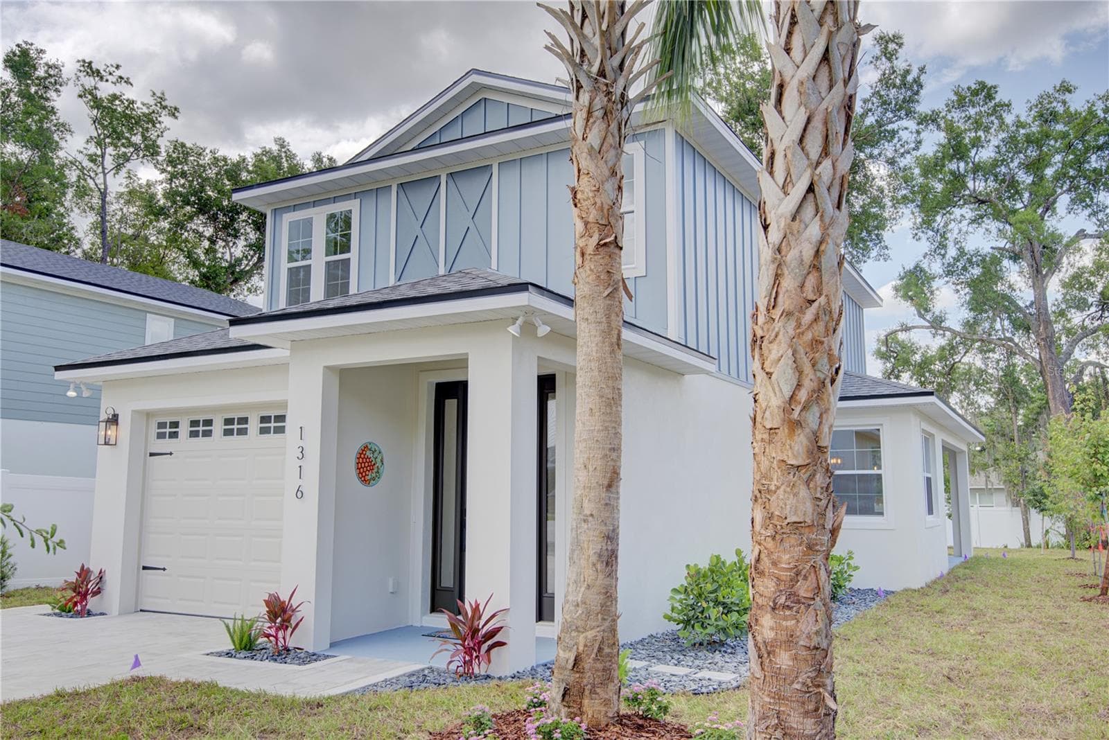 Single Family Residence at 1316 E 9TH AVE, MOUNT DORA, photo 3 of 56