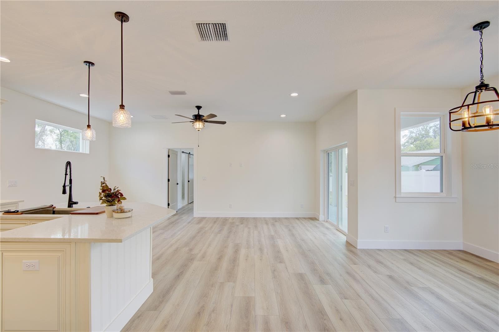 Single Family Residence at 1316 E 9TH AVE, MOUNT DORA, photo 22 of 56