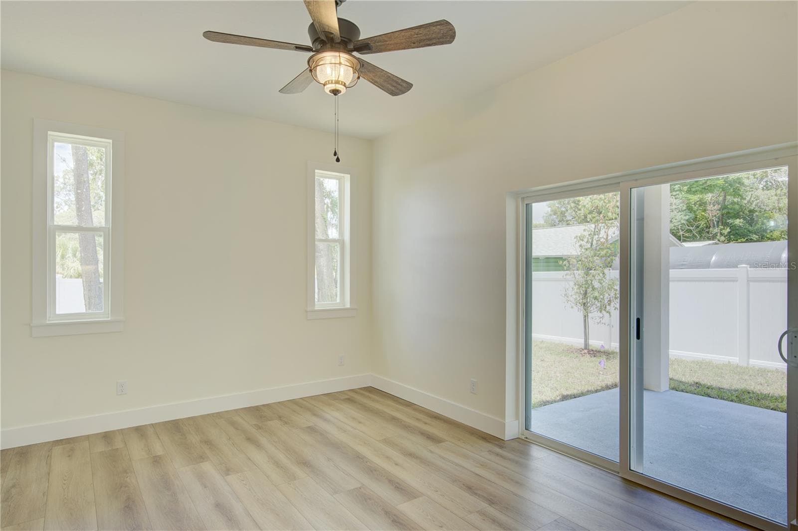 Single Family Residence at 1316 E 9TH AVE, MOUNT DORA, photo 25 of 56