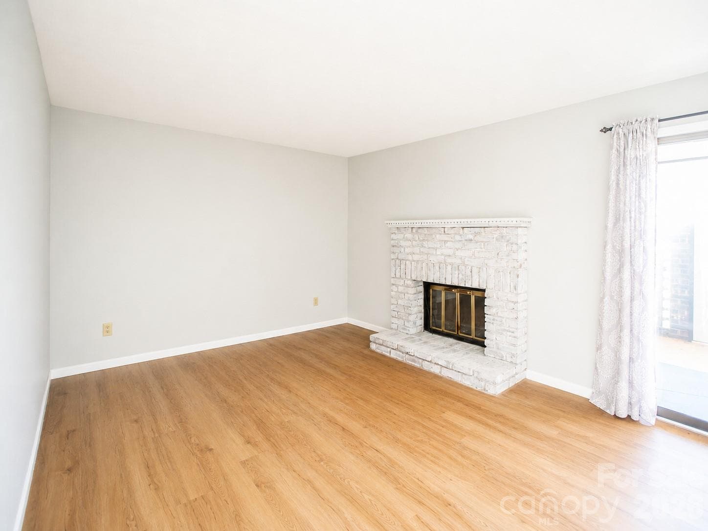 Townhouse at 1330 5th Street NE, Hickory, photo 15 of 35