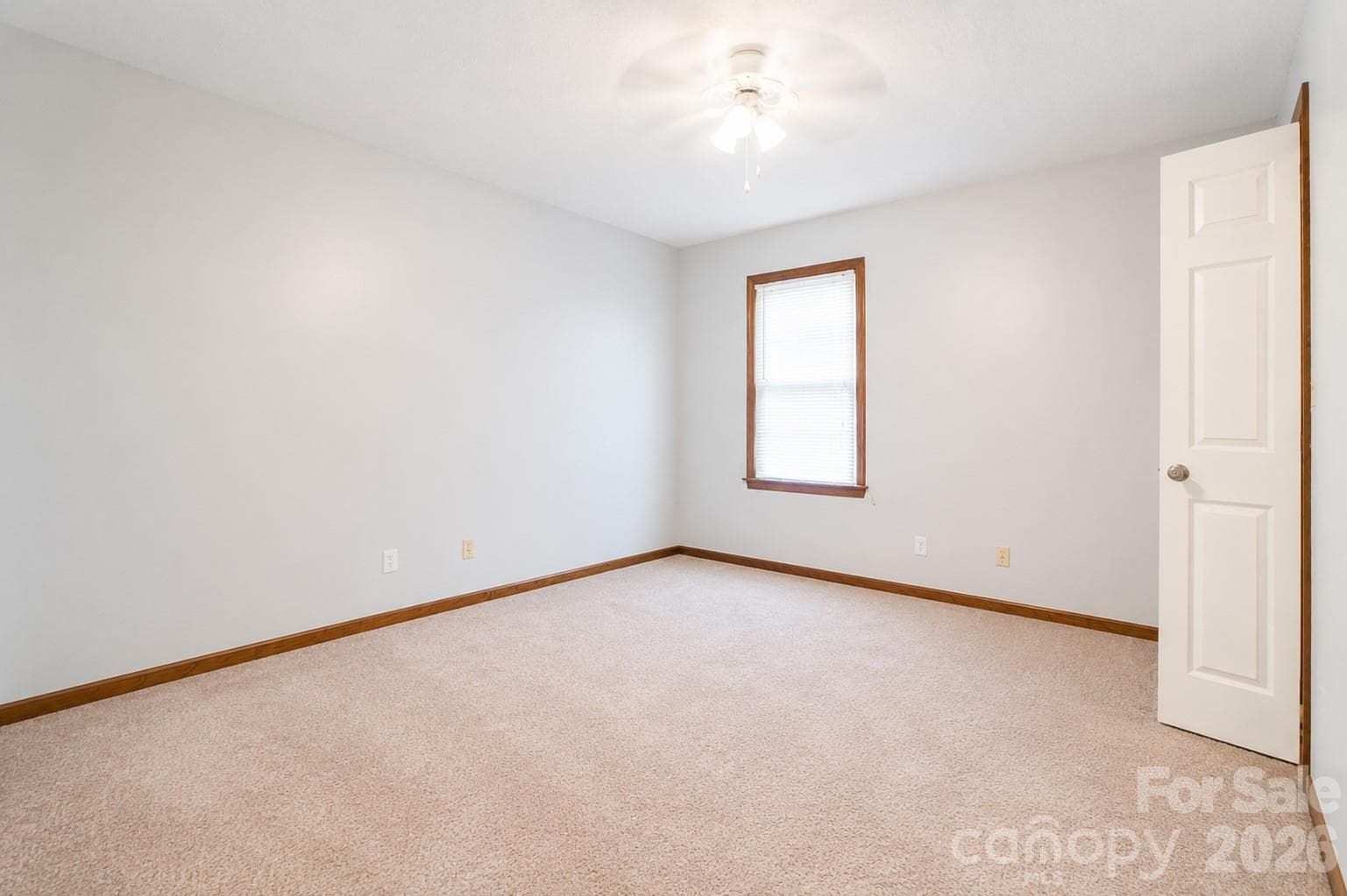 Townhouse at 1330 5th Street NE, Hickory, photo 18 of 35