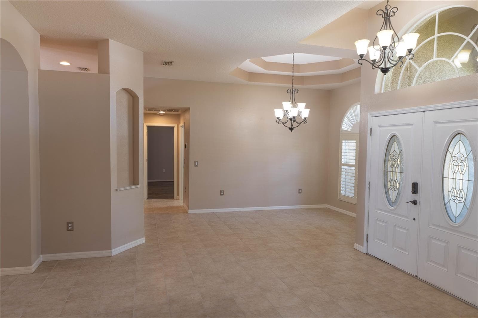 Single Family Residence at 10131 PADDOCK OAKS DR, RIVERVIEW, photo 11 of 13
