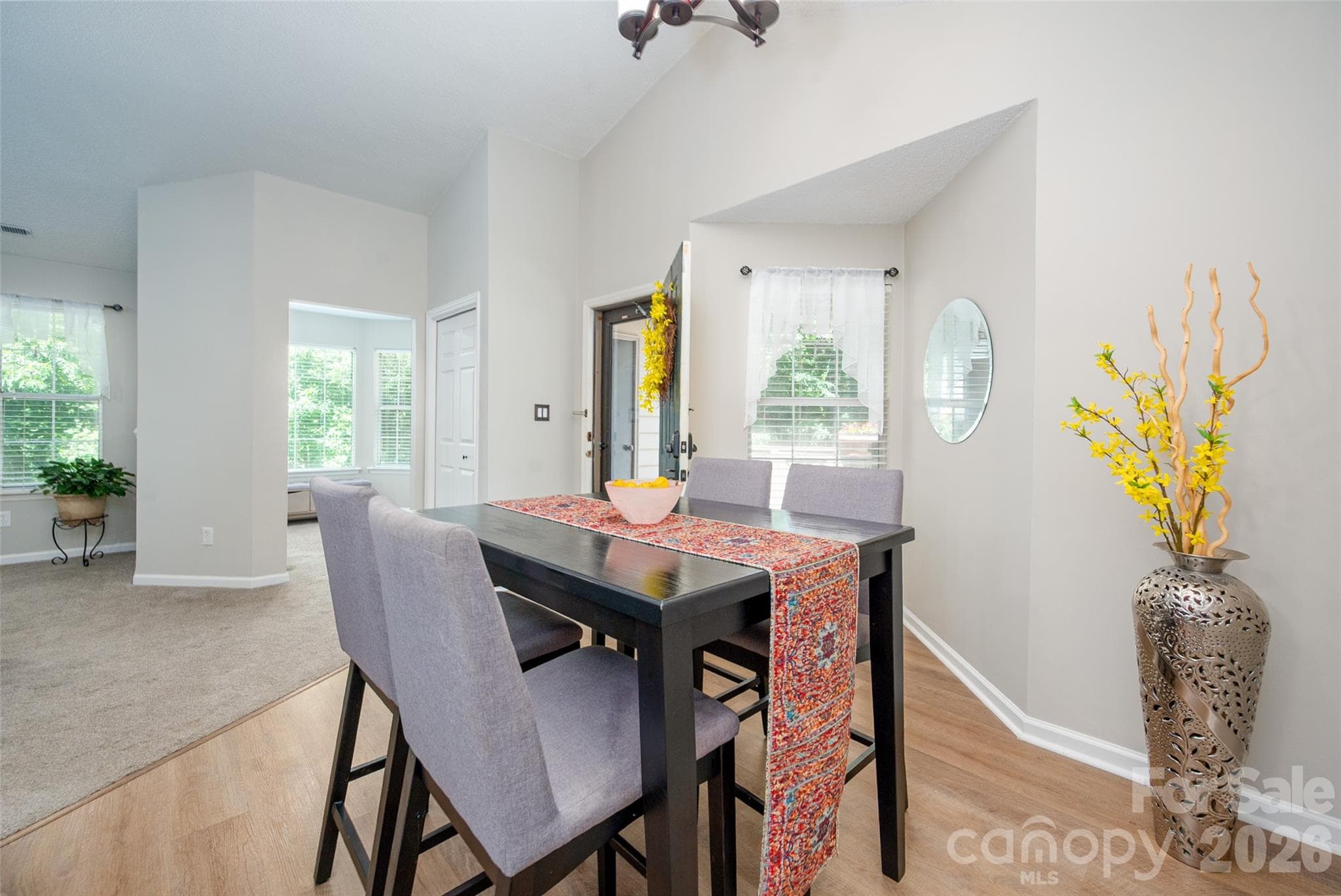 Condominium at 6150 Gray Gate Lane, Charlotte, photo 6 of 32
