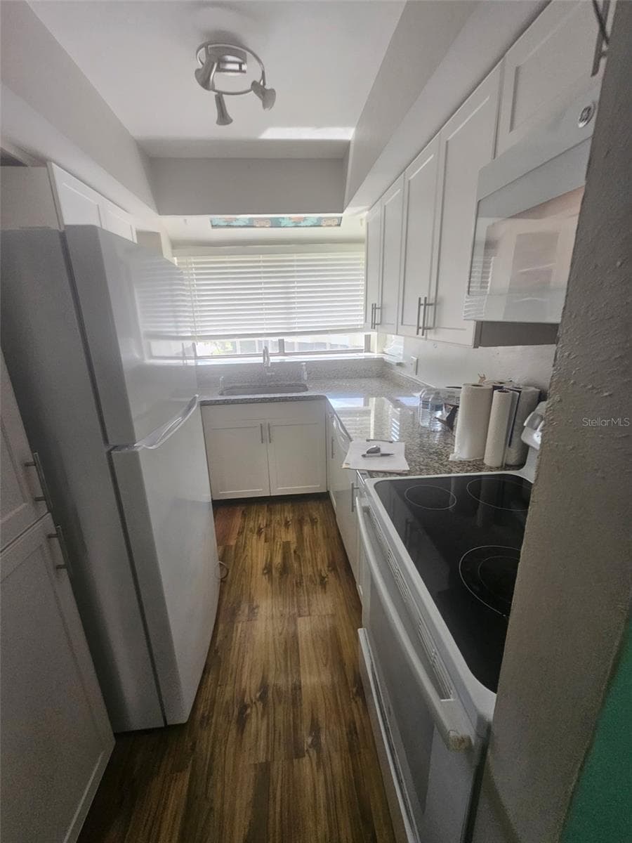 Condominium at 1500 SUNSET RD #A6, TARPON SPRINGS, photo 5 of 14