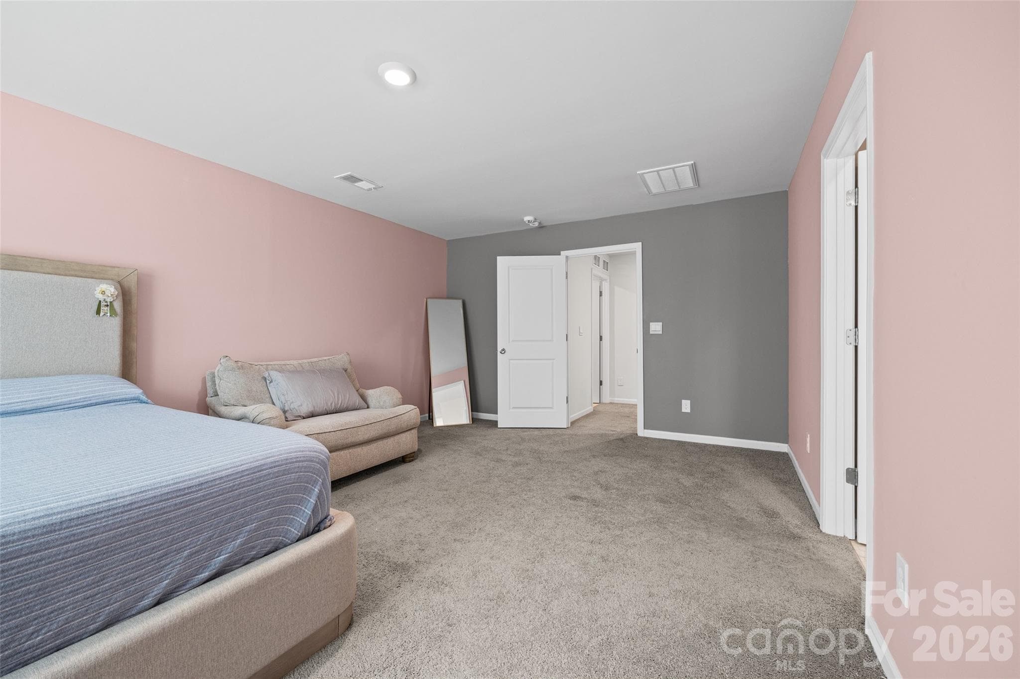 Single Family Residence at 3623 Azalea Ridge Drive, Mount Holly, photo 19 of 49