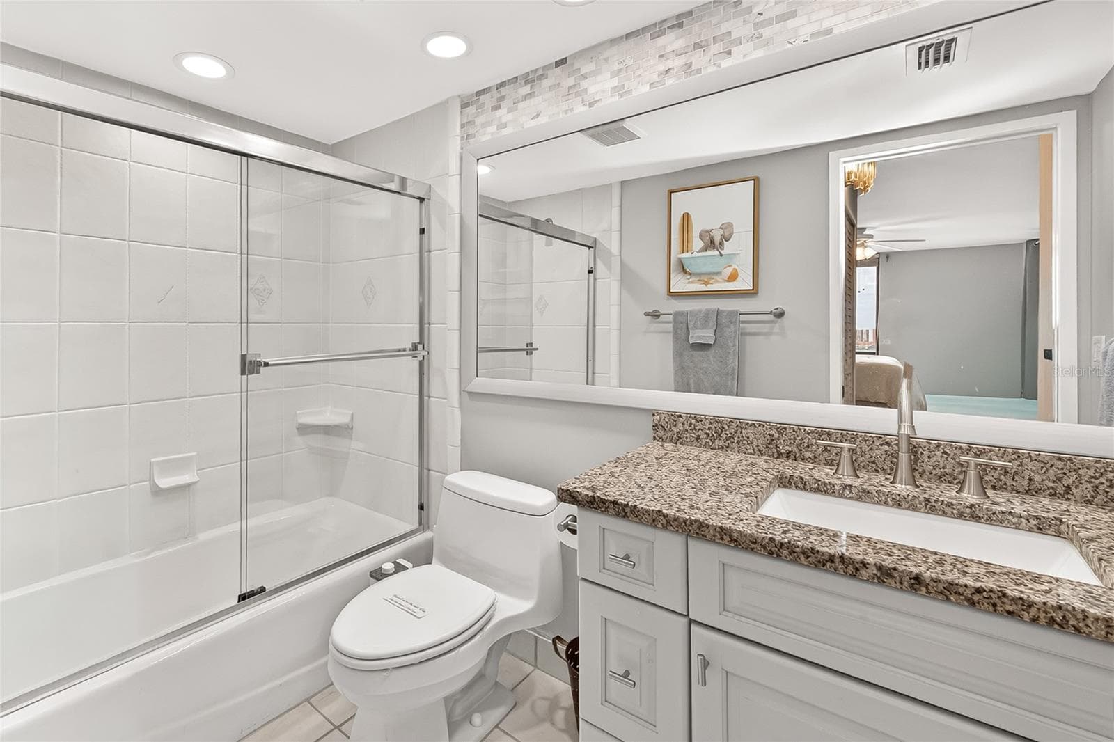 Primary bath with a bidet - 9425 BLIND PASS RD #1103, ST PETE BEACH