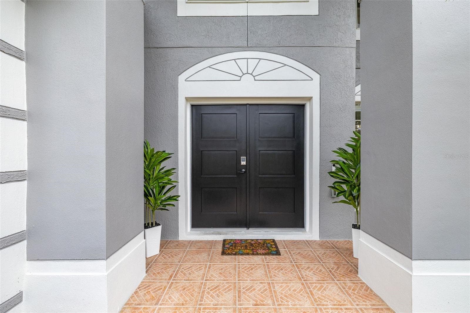 Single Family Residence at 663 CHARRICE PL, SANFORD, photo 8 of 79