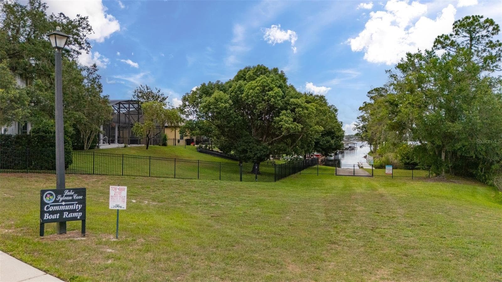 Single Family Residence at 663 CHARRICE PL, SANFORD, photo 72 of 79