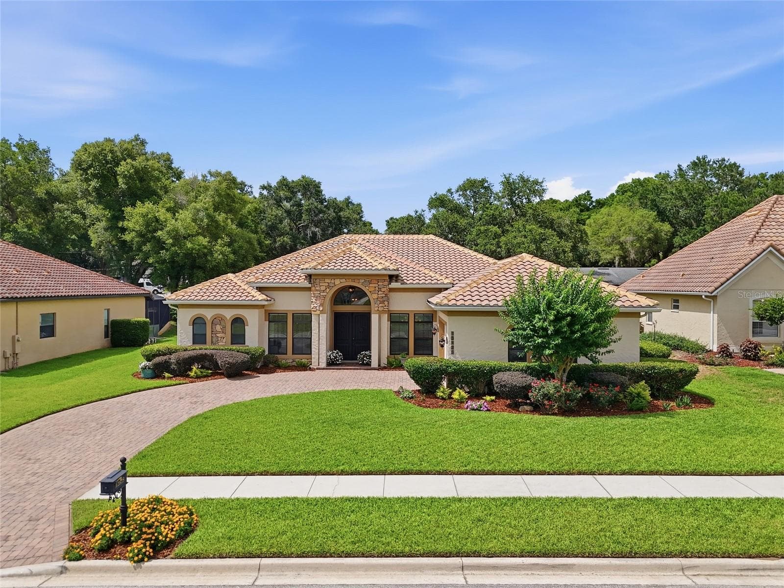 Single Family Residence at 12825 BRUNELLO CIR, CLERMONT, photo 2 of 88