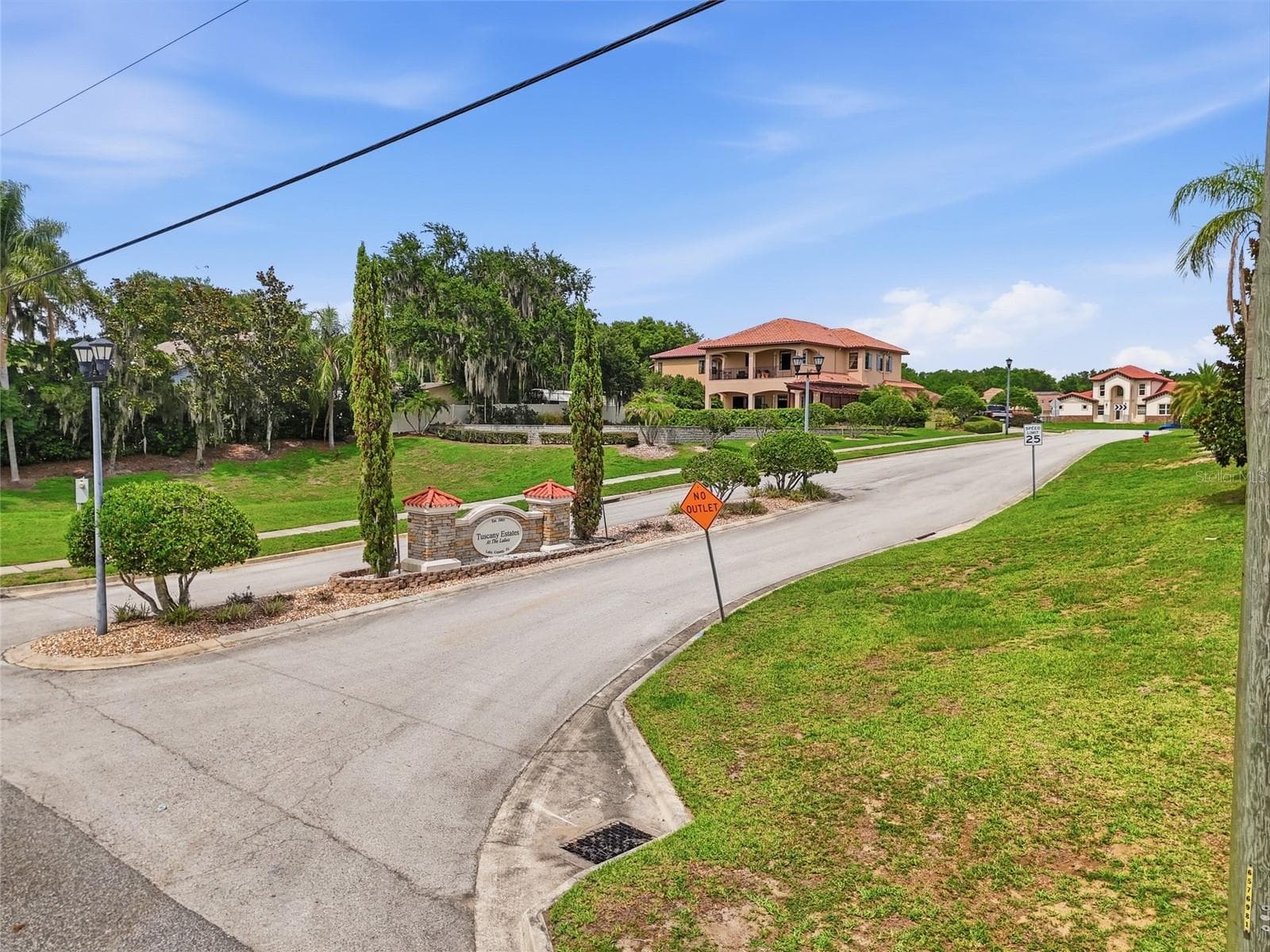 Single Family Residence at 12825 BRUNELLO CIR, CLERMONT, photo 18 of 88