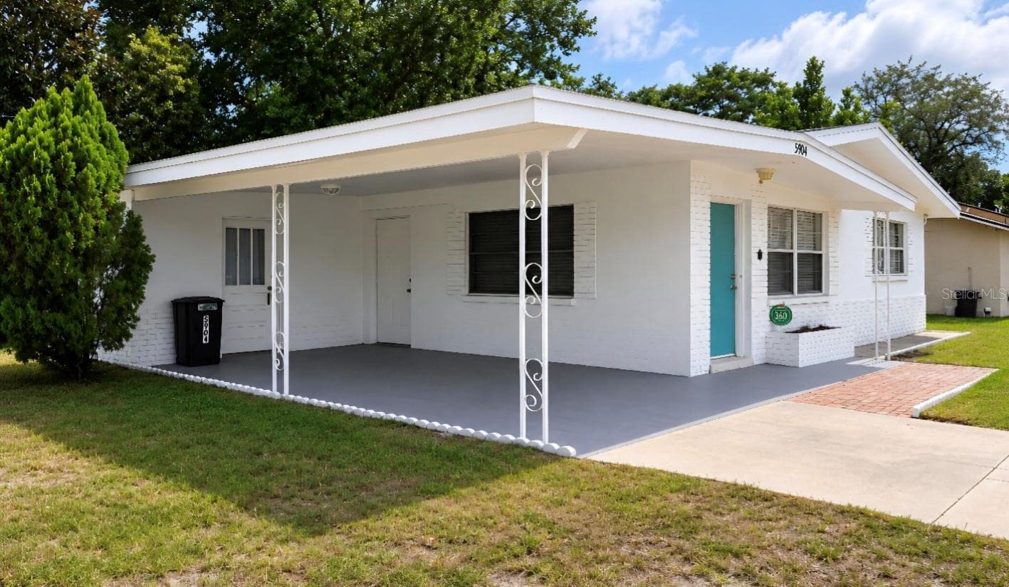 Single Family Residence at 5904 ELM ST, NEW PORT RICHEY, photo 2 of 52