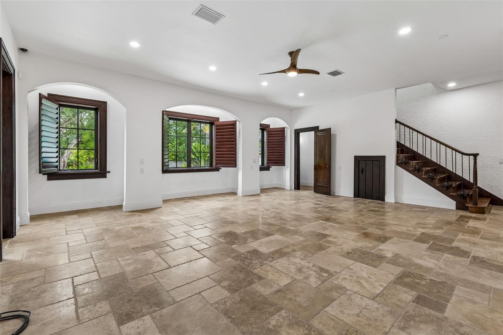 Single Family Residence at 2603 S PARKVIEW ST, TAMPA, photo 17 of 100