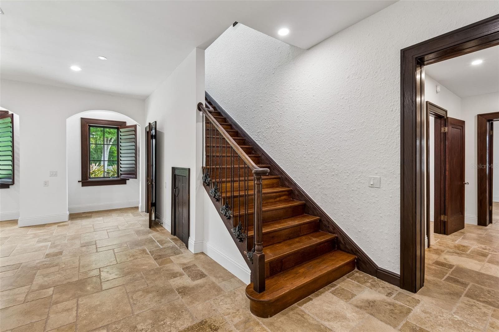 Single Family Residence at 2603 S PARKVIEW ST, TAMPA, photo 21 of 100