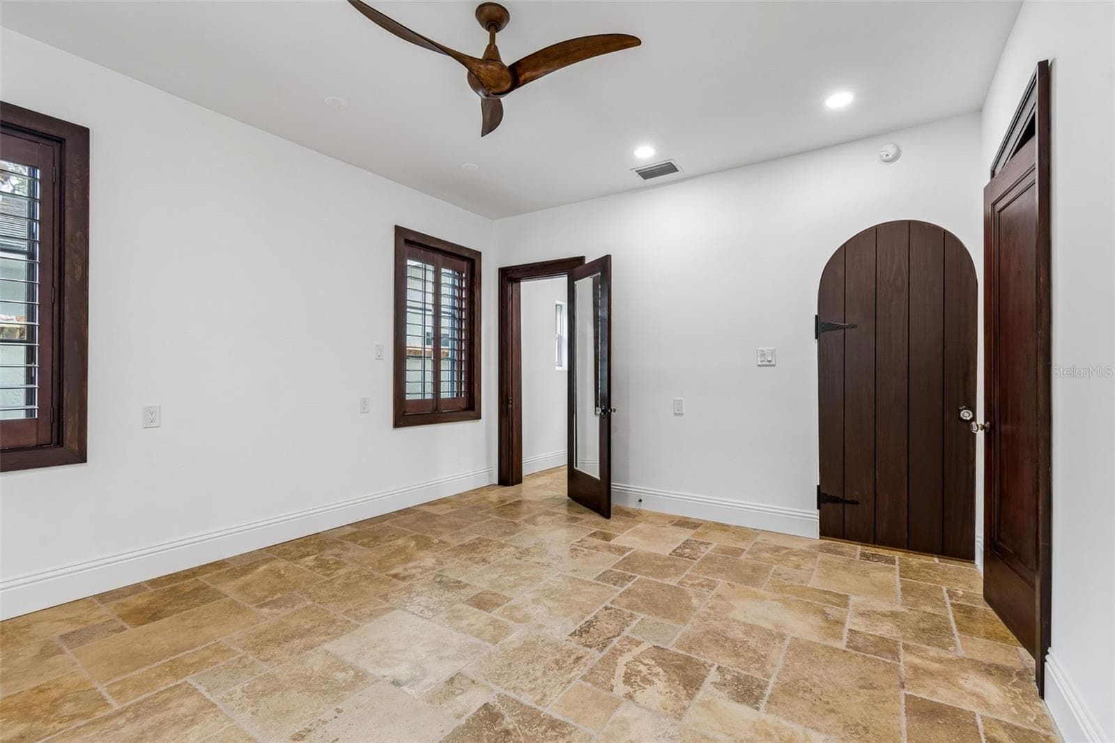Single Family Residence at 2603 S PARKVIEW ST, TAMPA, photo 65 of 100