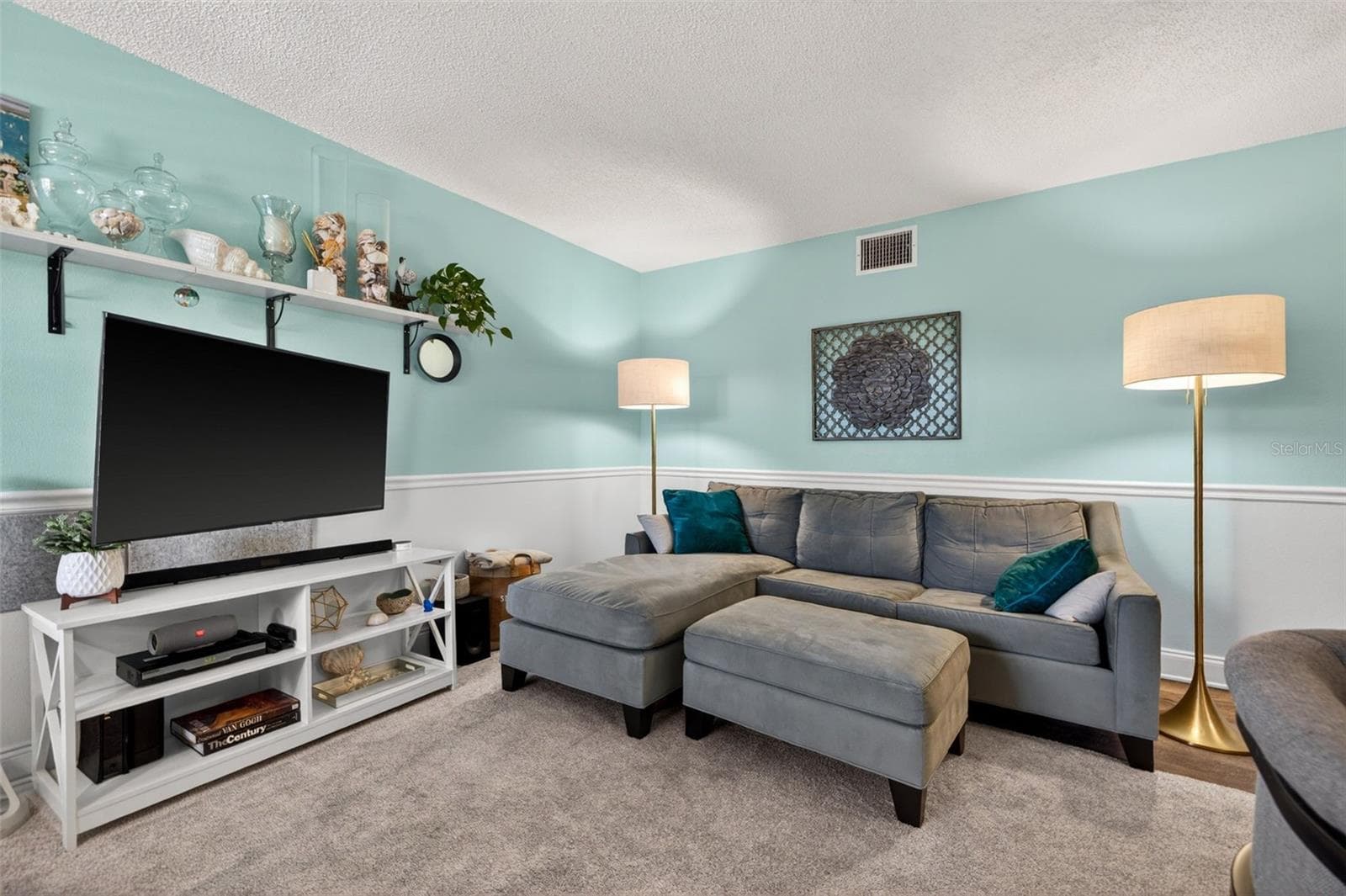 Condominium at 4000 3RD ST N #304, ST PETERSBURG, photo 3 of 25