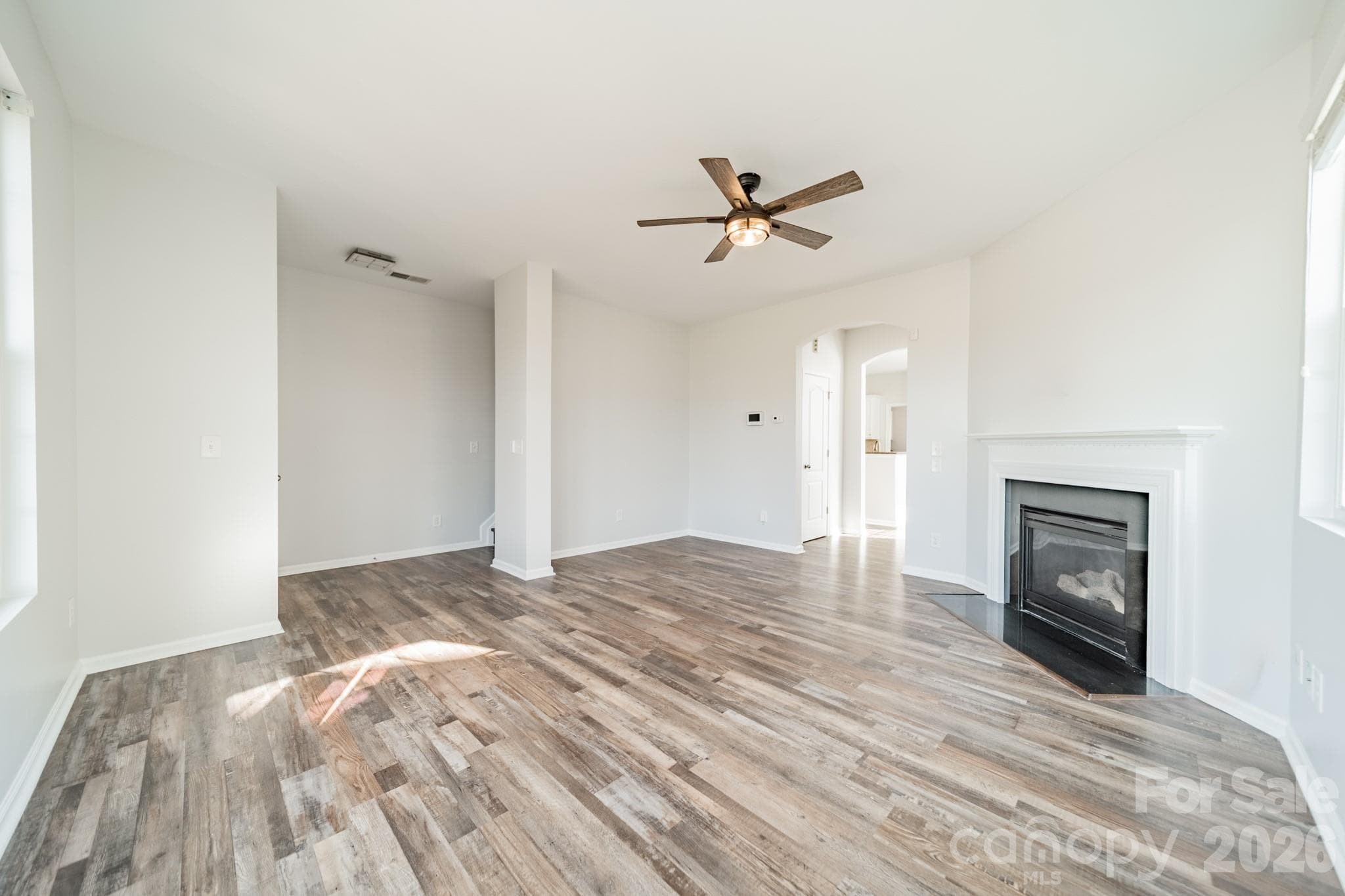 Townhouse at 18426 W Catawba Avenue, Cornelius, photo 3 of 42