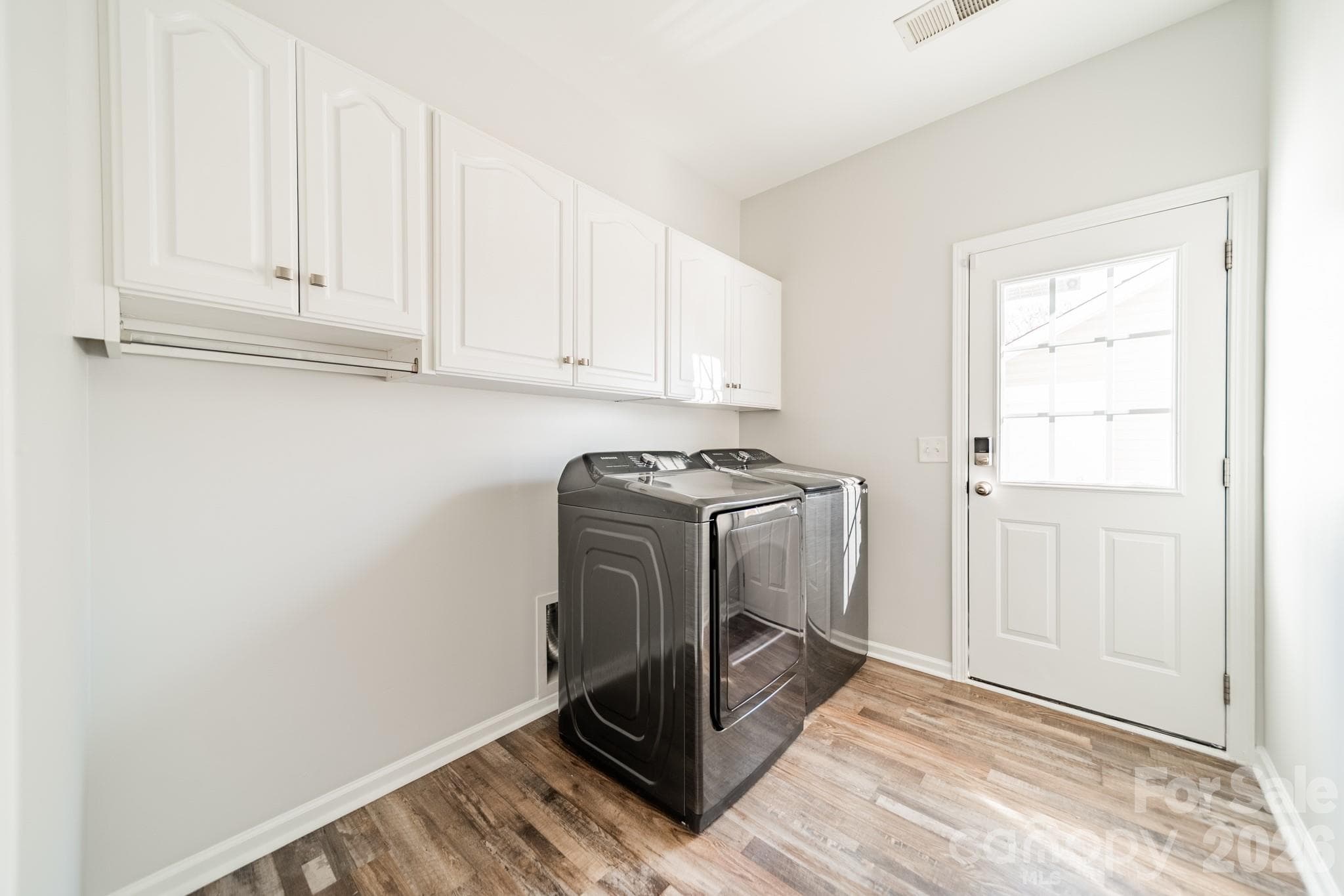 Townhouse at 18426 W Catawba Avenue, Cornelius, photo 14 of 42