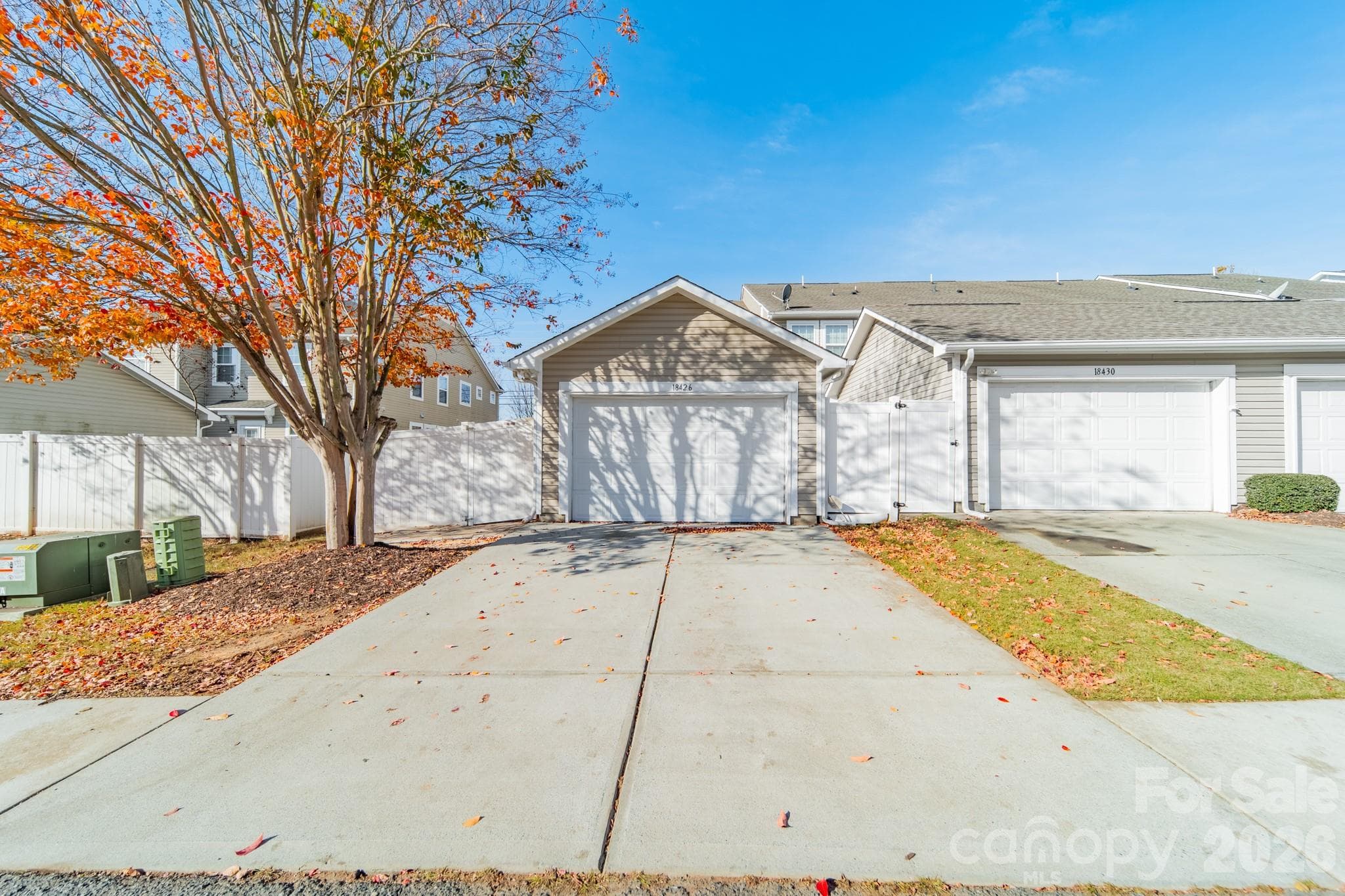 Townhouse at 18426 W Catawba Avenue, Cornelius, photo 37 of 42