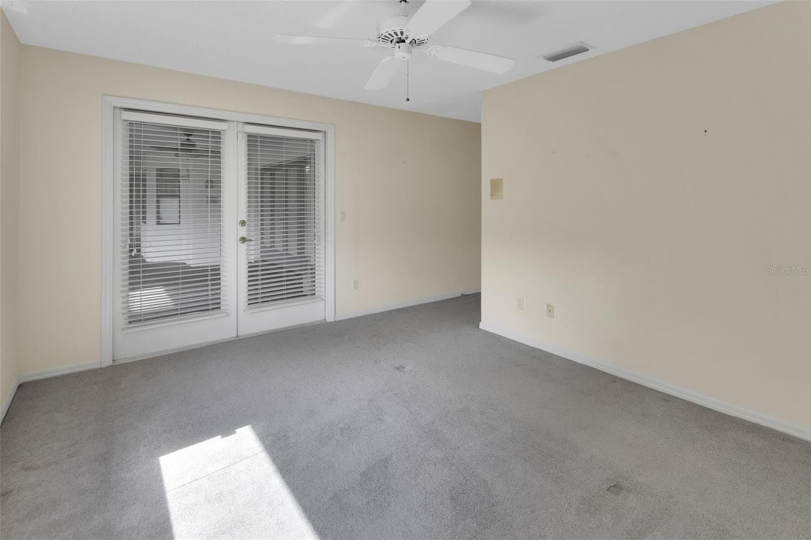 Bed 4. French Doors to Lanai. - 2465 ROYAL RD, DELAND