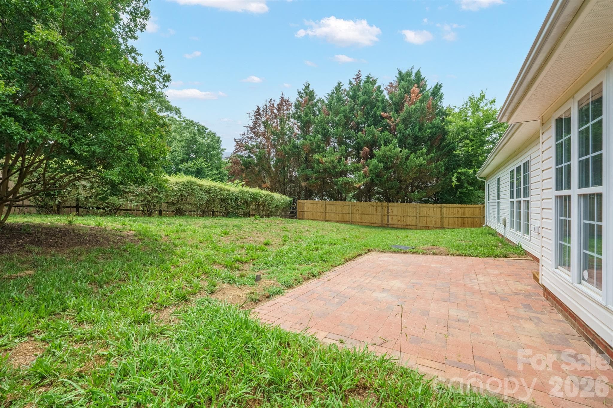 Single Family Residence at 13409 Planters Row Drive, Charlotte, photo 4 of 27