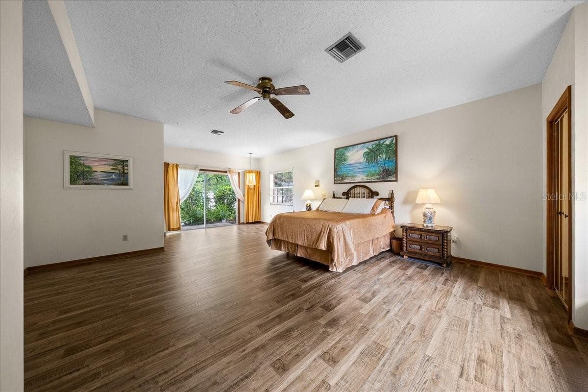 Single Family Residence at 2300 SE 38TH CT, OCALA, photo 13 of 91
