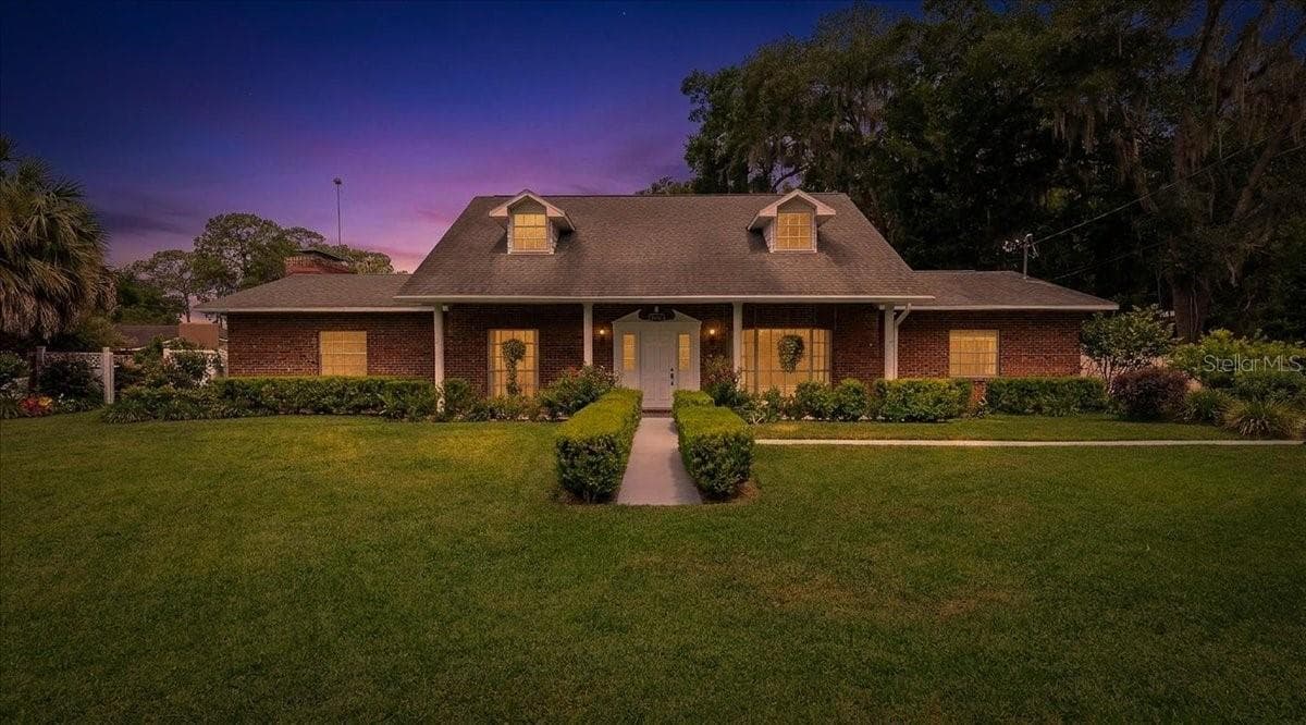 Single Family Residence at 2300 SE 38TH CT, OCALA, photo 5 of 91