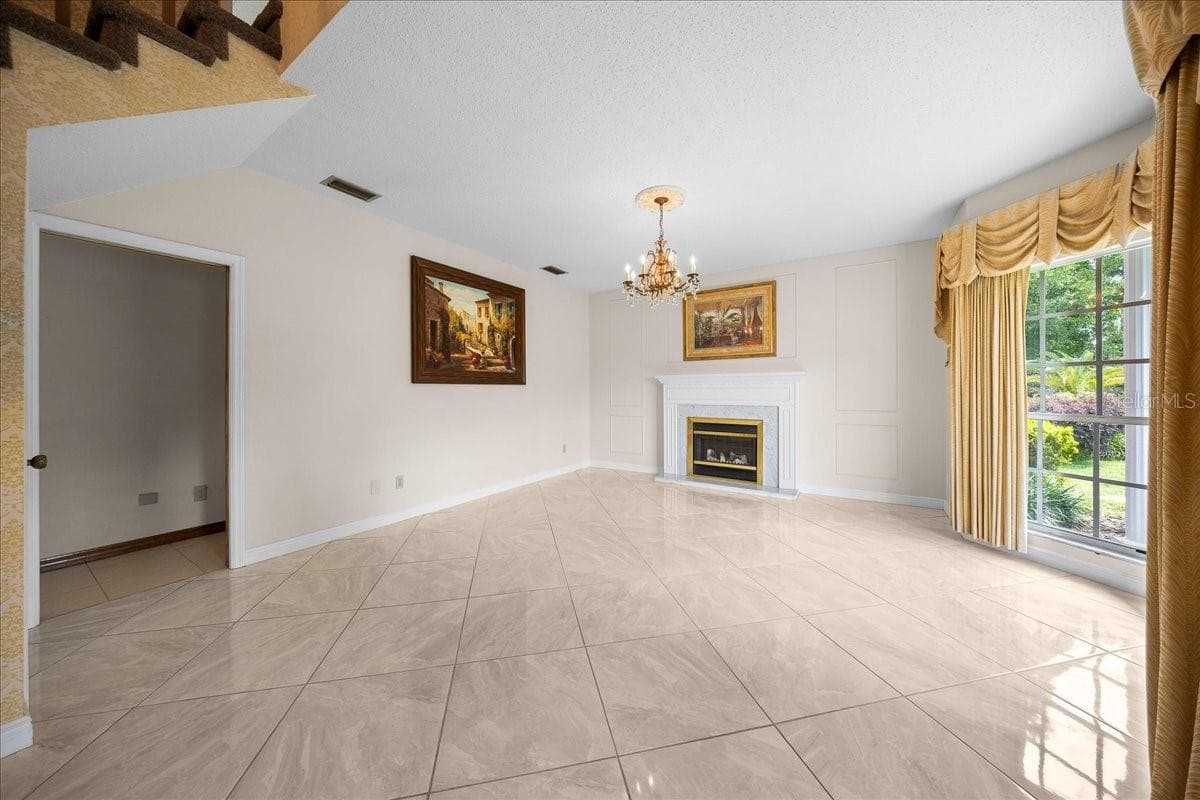 Single Family Residence at 2300 SE 38TH CT, OCALA, photo 8 of 91