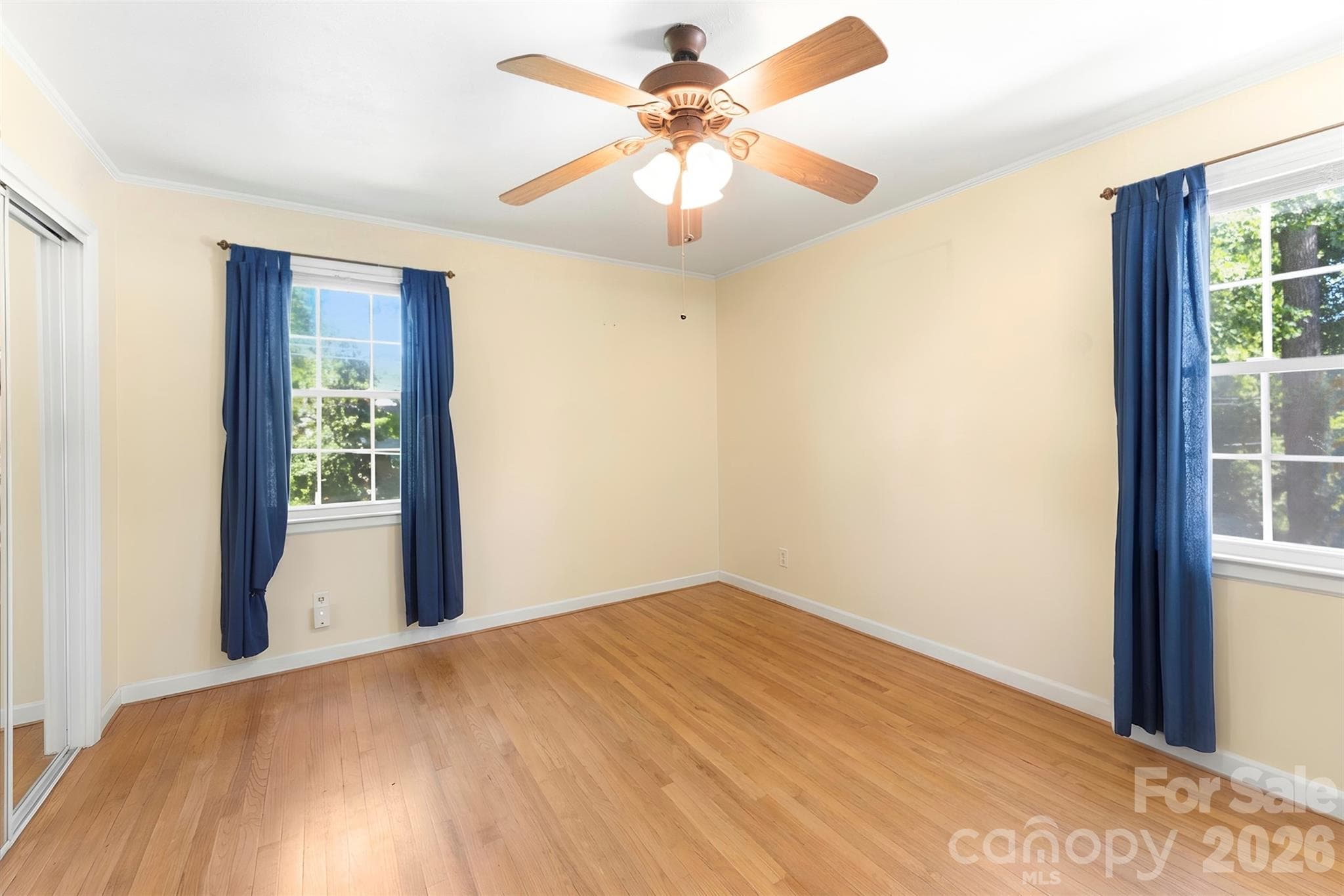 Single Family Residence at 121 E Summersby Street, Fort Mill, photo 13 of 33
