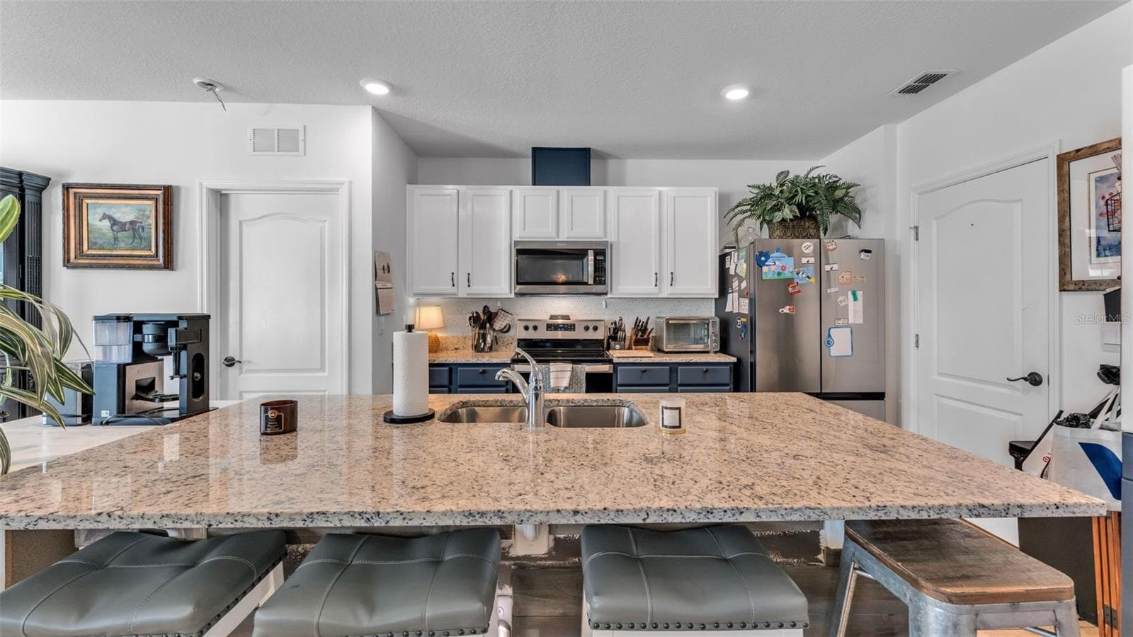 Single Family Residence at 3612 DIVING DOVE LN, BARTOW, photo 9 of 27