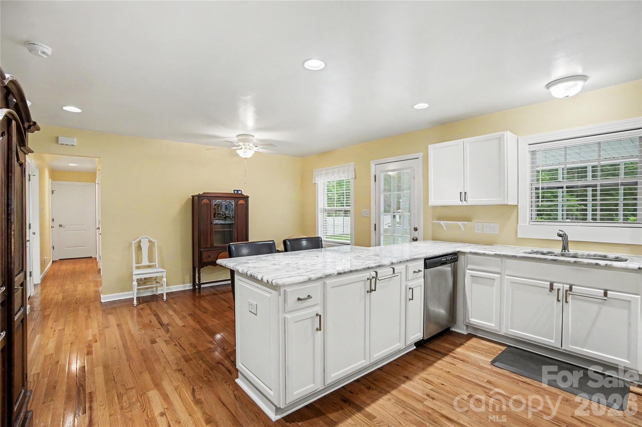 Single Family Residence at Rock Hill, photo 4 of 27