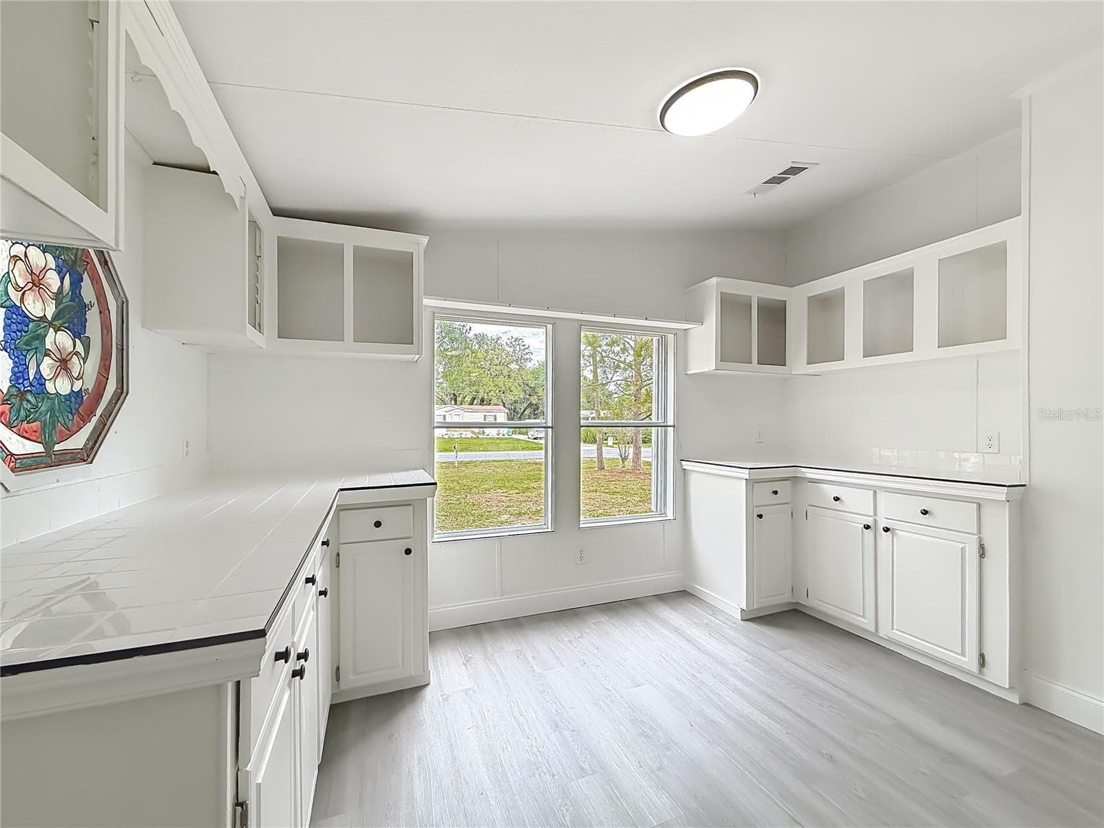 Manufactured Home at 8331 COUNTY ROAD 109, LADY LAKE, photo 11 of 32