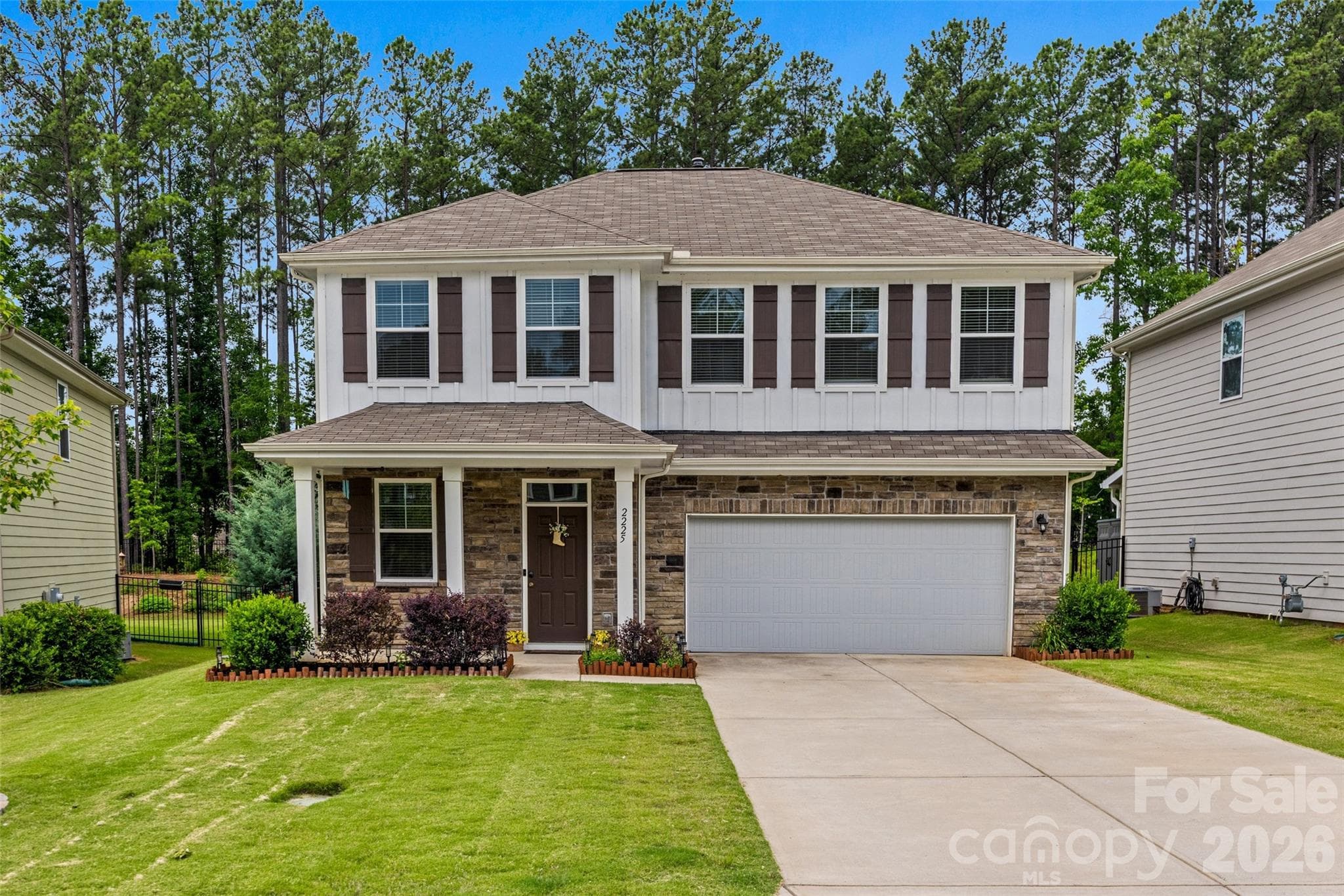 Single Family Residence at York, photo 2 of 51