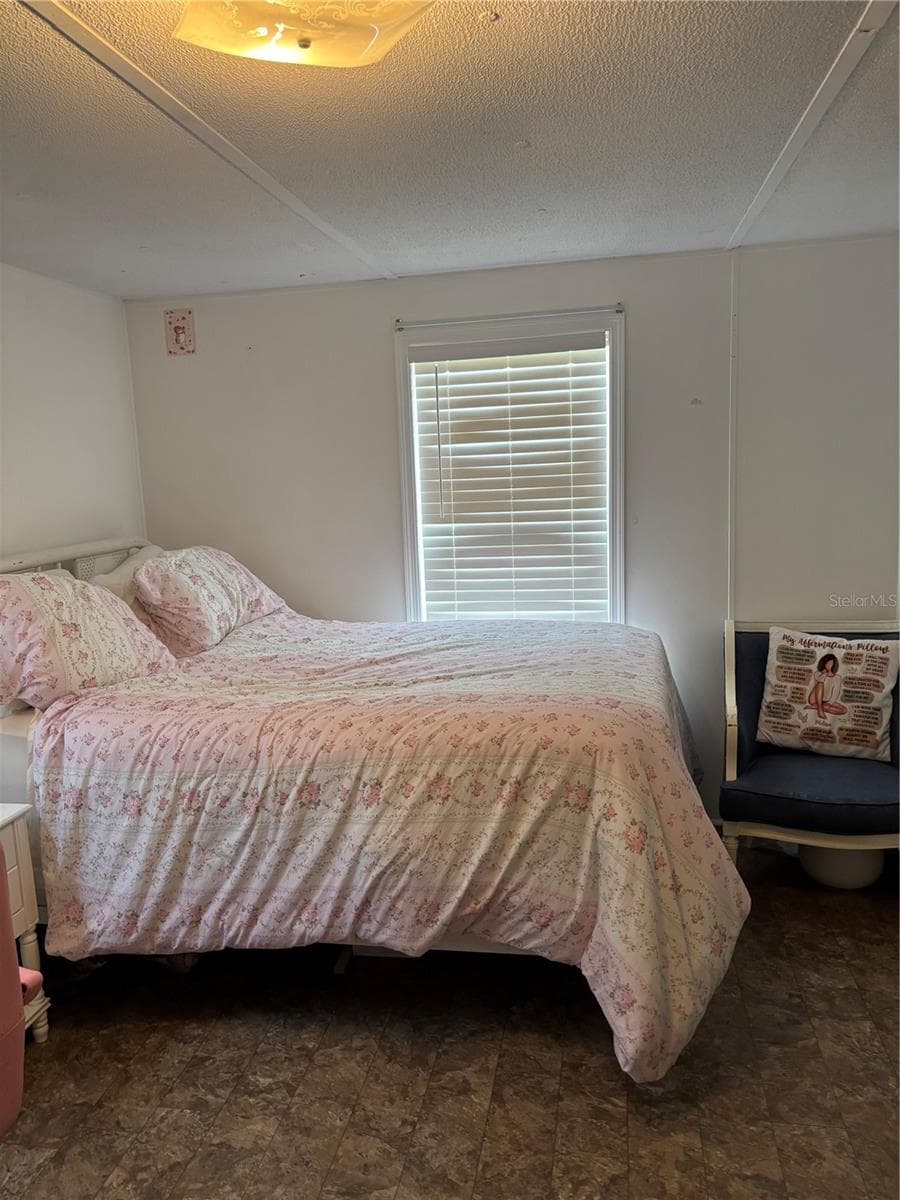 Manufactured Home at 8456 SW STATE ROAD 47, LAKE CITY, photo 14 of 31