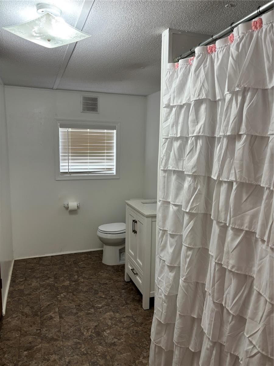 Manufactured Home at 8456 SW STATE ROAD 47, LAKE CITY, photo 16 of 31