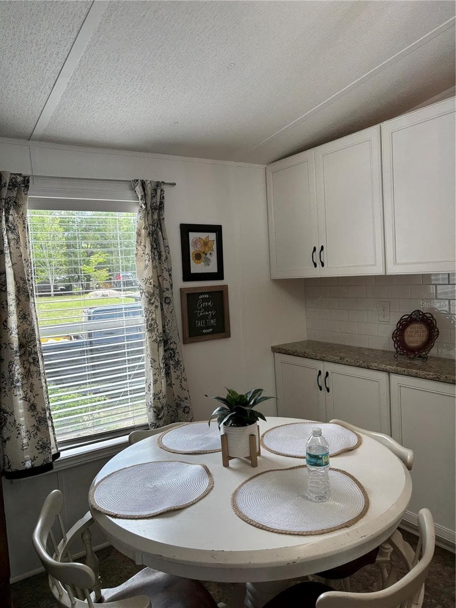 Manufactured Home at 8456 SW STATE ROAD 47, LAKE CITY, photo 22 of 31