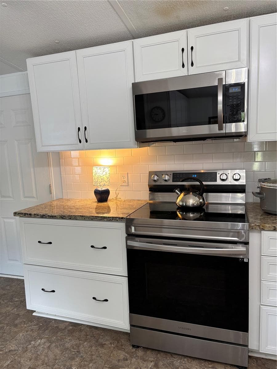 Manufactured Home at 8456 SW STATE ROAD 47, LAKE CITY, photo 26 of 31