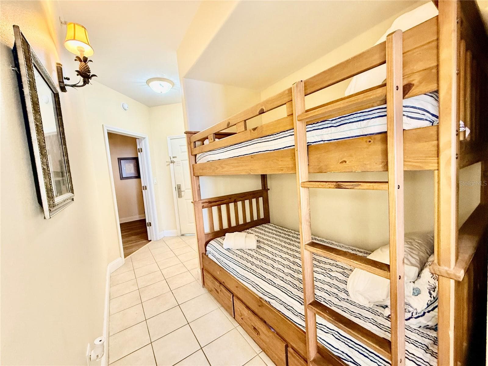 Condo - Hotel at 13415 BLUE HERON BEACH DR #109, ORLANDO, photo 17 of 69