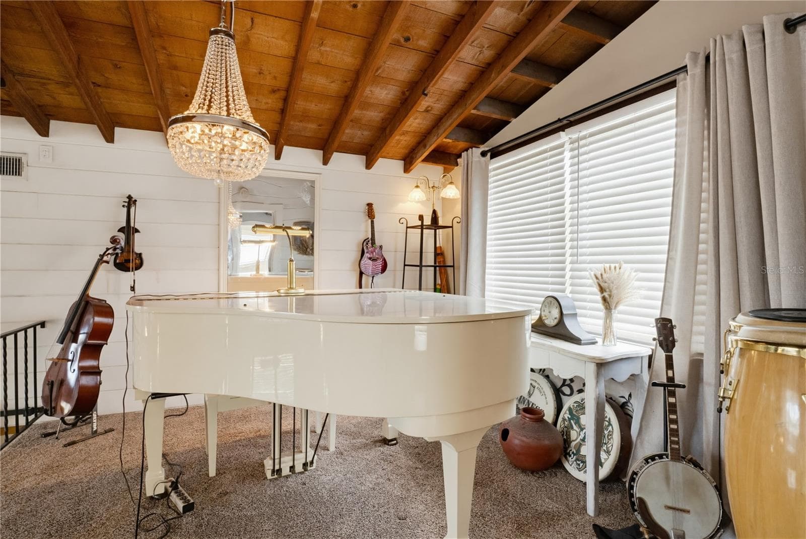 Second Floor Loft - 2719 FORT WORTH ST, SARASOTA