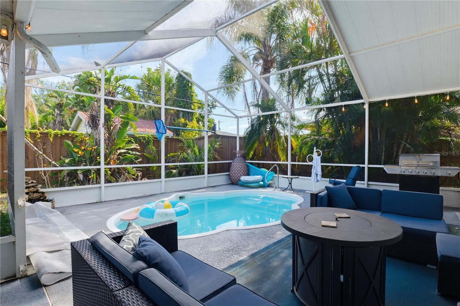 in ground pool that can also be used as a hot tub - 2719 FORT WORTH ST, SARASOTA