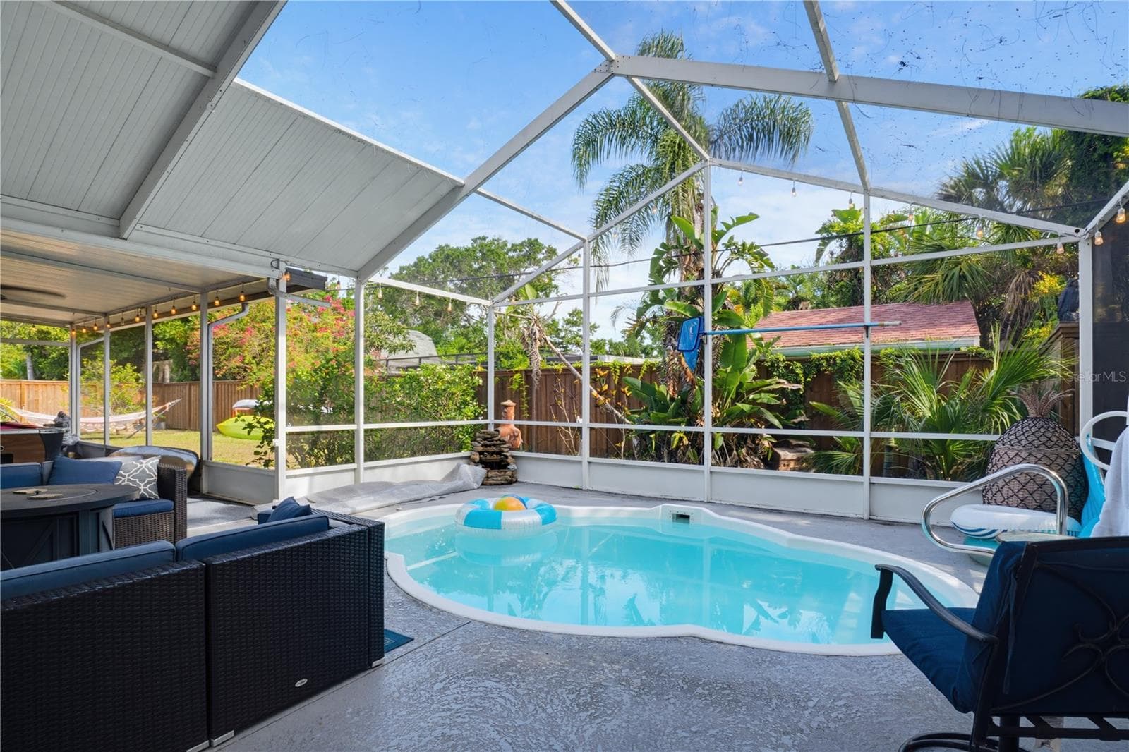 Single Family Residence at 2719 FORT WORTH ST, SARASOTA, photo 3 of 30