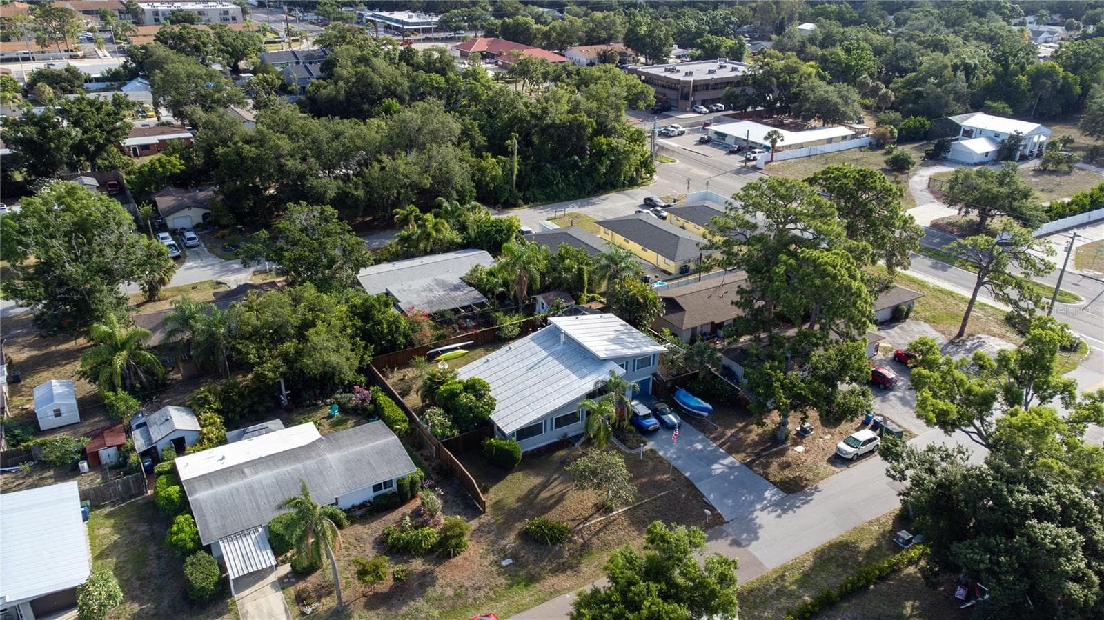 Single Family Residence at 2719 FORT WORTH ST, SARASOTA, photo 29 of 30