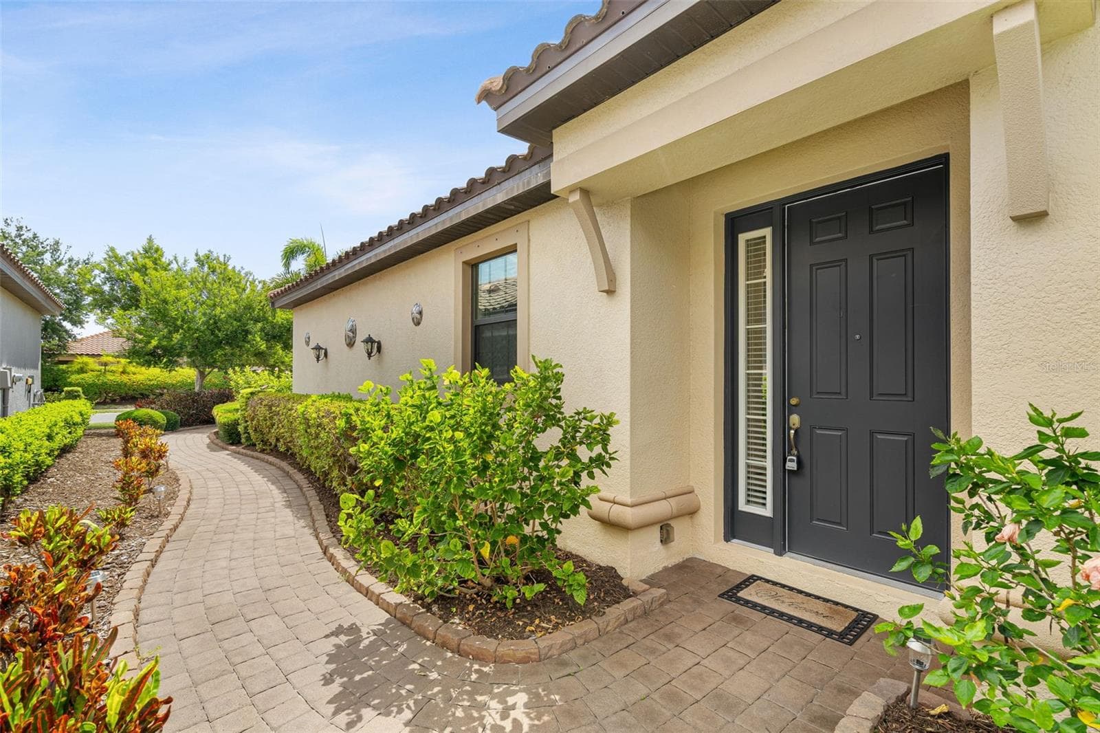 Single Family Residence at 10205 SAINT FRANCIS TER, PALMETTO, photo 4 of 60