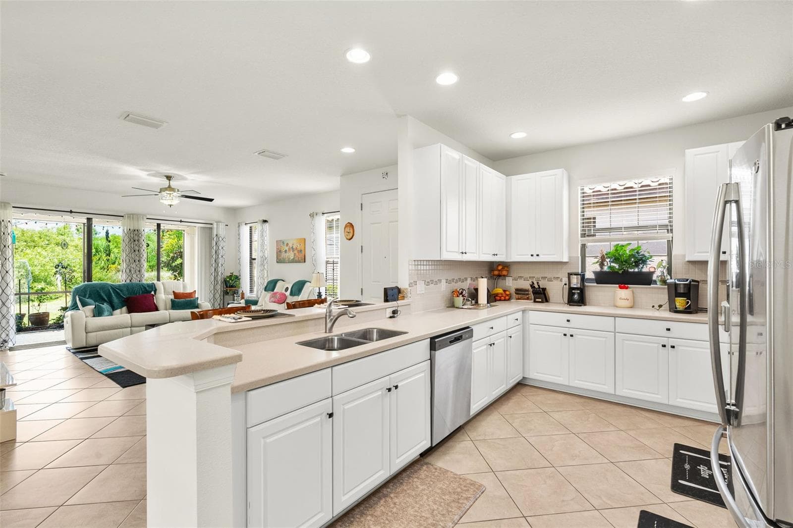 Single Family Residence at 10205 SAINT FRANCIS TER, PALMETTO, photo 13 of 60